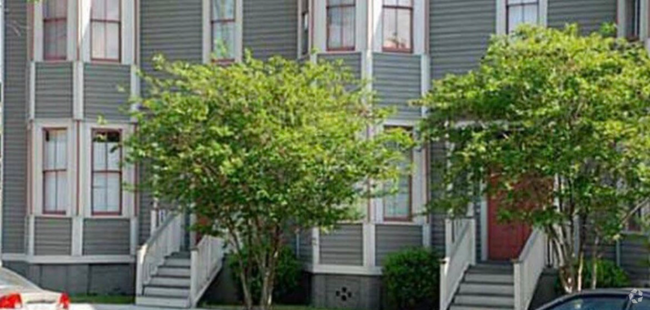 Building Photo - 316 W Hall St Unit Apt A