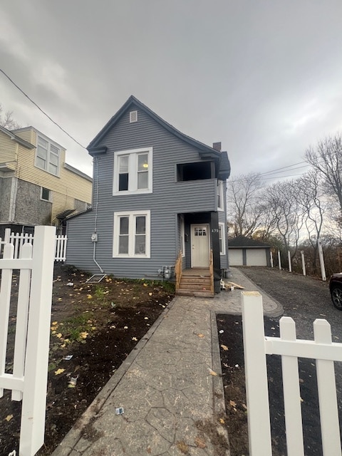 Photo - 430 Maple St