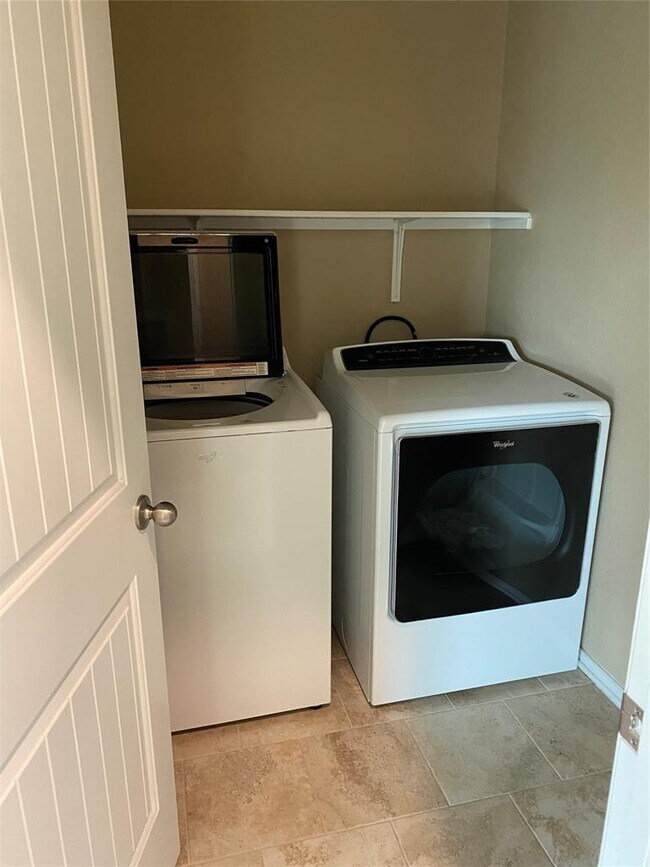 Photo - 1729 Arial Dr