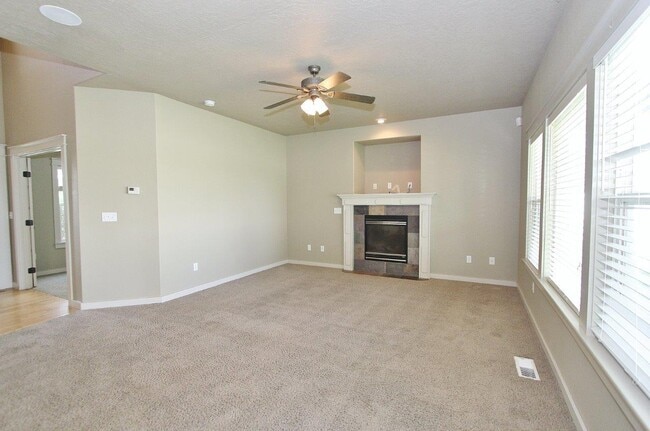 Photo - 5256 W McMurtrey St