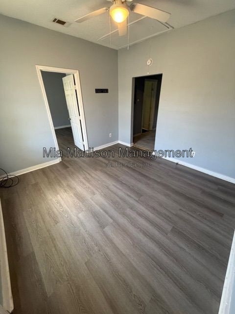Photo - 1419 Richards St
