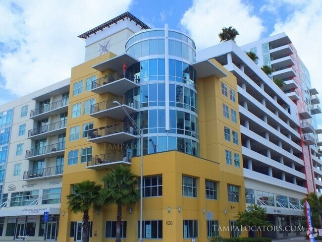 Building Photo - 1208 E Kennedy Blvd Unit 1220 Rental