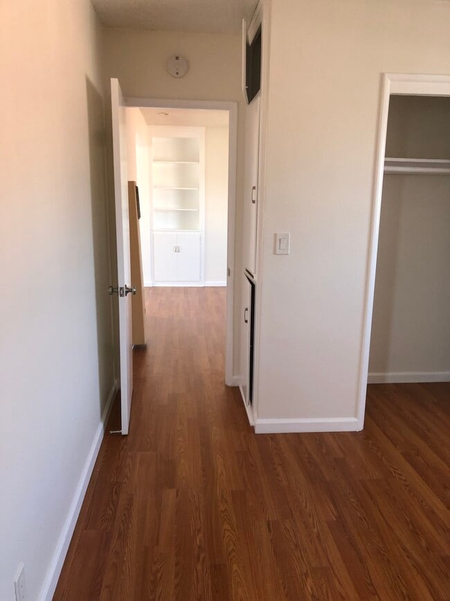 Photo - 11828 Eucalyptus Ave Unit D