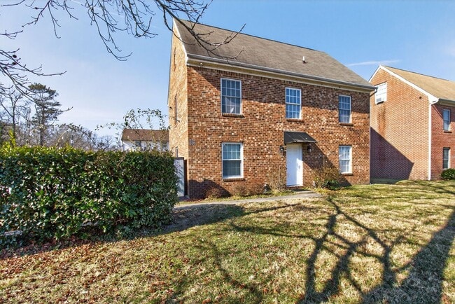 Photo - 1606 Parks Ave