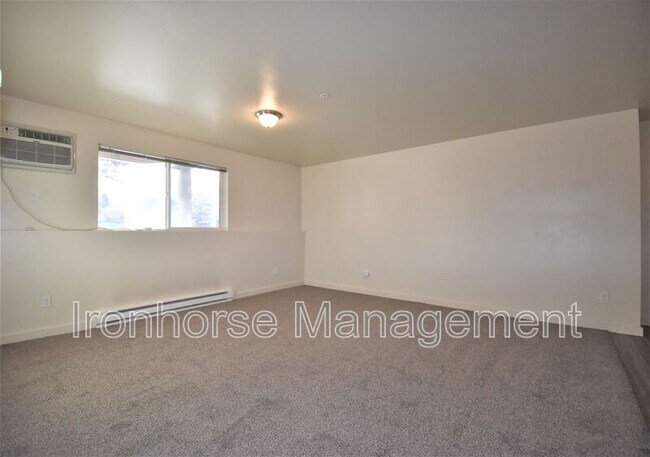 Photo - 807 W Villard St Unit #16