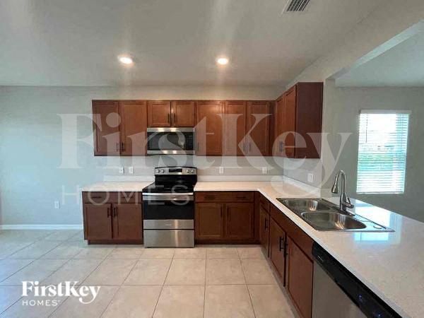 Photo - 2800 Zaragoza Ct