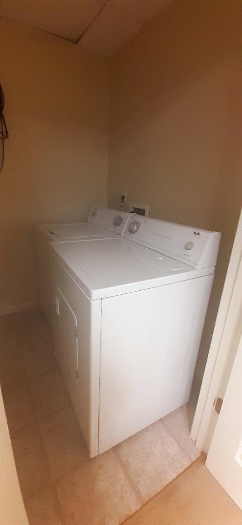 Photo - 1460 Bergamont St