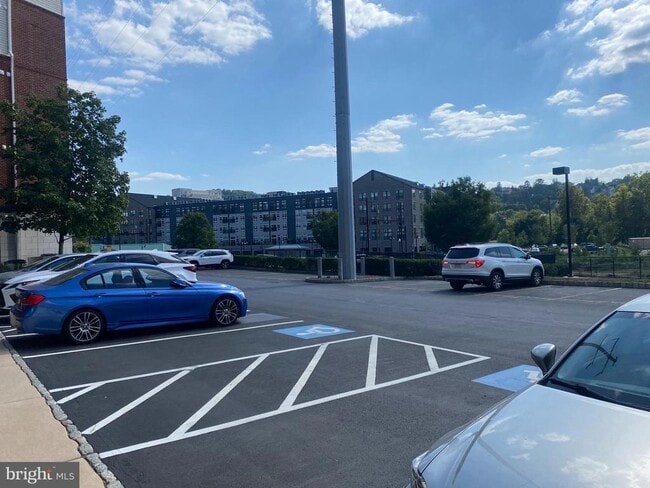 Photo - 350 W Elm St Unit 3310