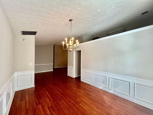 Photo - 1410 Highland Farm Dr