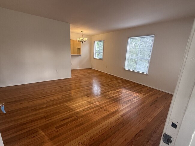 Photo - 169 Unidad 610