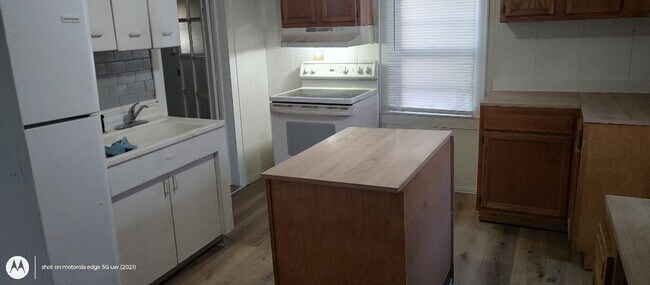 Photo - 2175 Ormond Ave