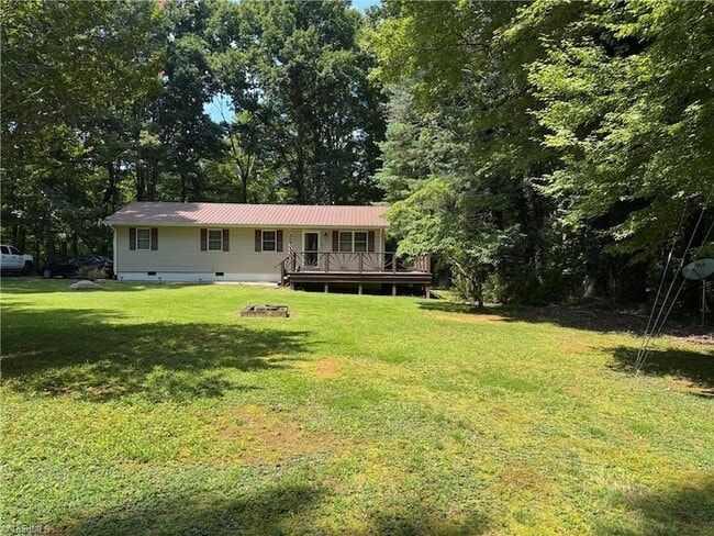 Building Photo - 8800 Circle Dr Rental