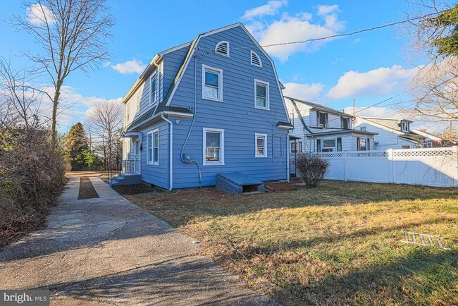 Photo - 3803 Cedardale Rd