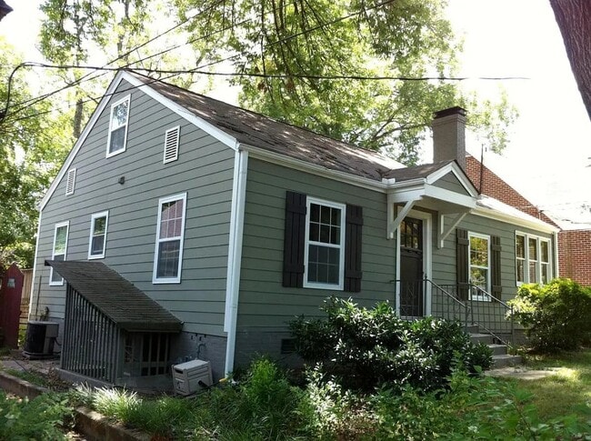 Photo - 1189 Francis St NW