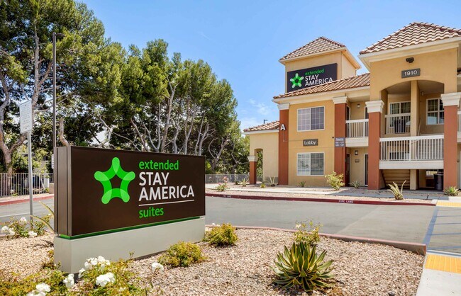 Furnished Studio-Los Angeles - LAX Airport - El Segundo