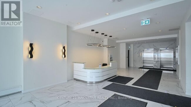 Photo - 128 King St N