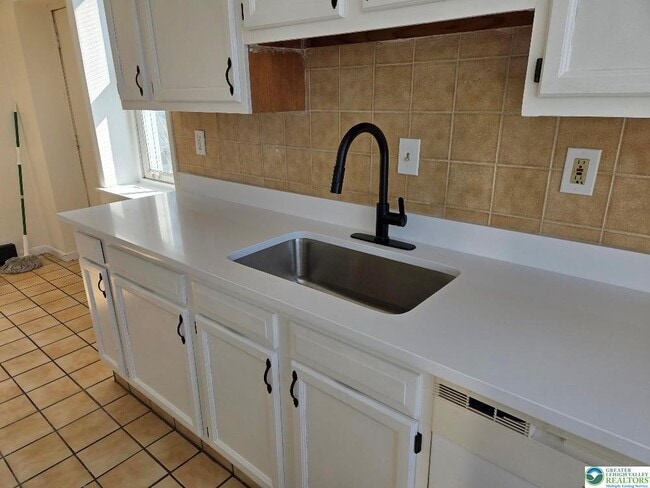 Photo - 312 S 17th St Unit 4