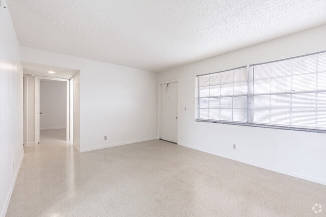 2BR, 2BA - 1,000SF - Living Room - Rex Terrace