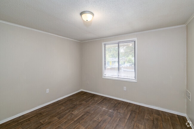 1BR, 1BA - 700SF - Bedroom