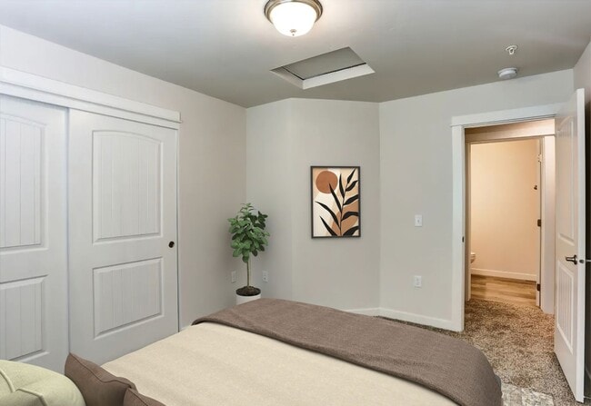 Photo - Creekside Townhomes