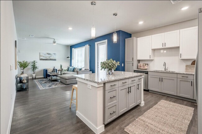 Photo - Up to 6 Weeks FREE – Make Your Move Today! Unit ASB