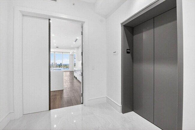 220 Lake Shore Dr Unit 1808