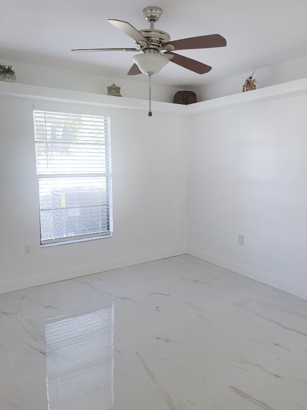 Photo - 949 Cinnamon Ct