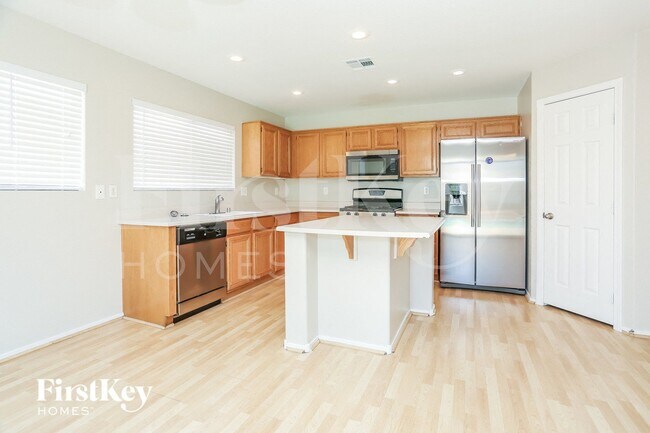 Photo - 718 Azure Banks Ave