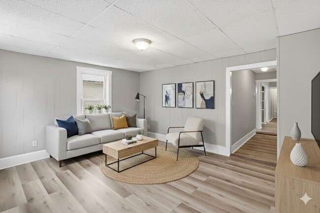 Photo - 14 Hacker St Unit 1