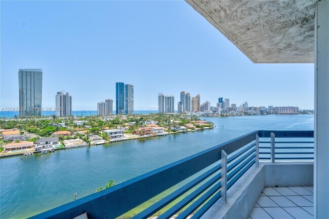 19101 Mystic Pointe Dr Unit 1508