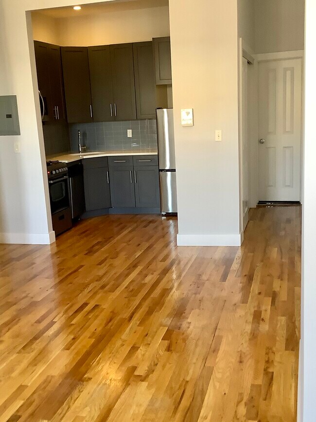 Photo - 7104 Fresh Pond Rd Apartments Unit 4