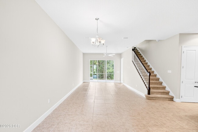 Photo - 802 Aldenham Ln