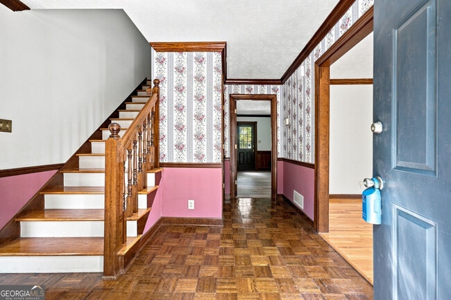 Photo - 965 Millbrook Ct