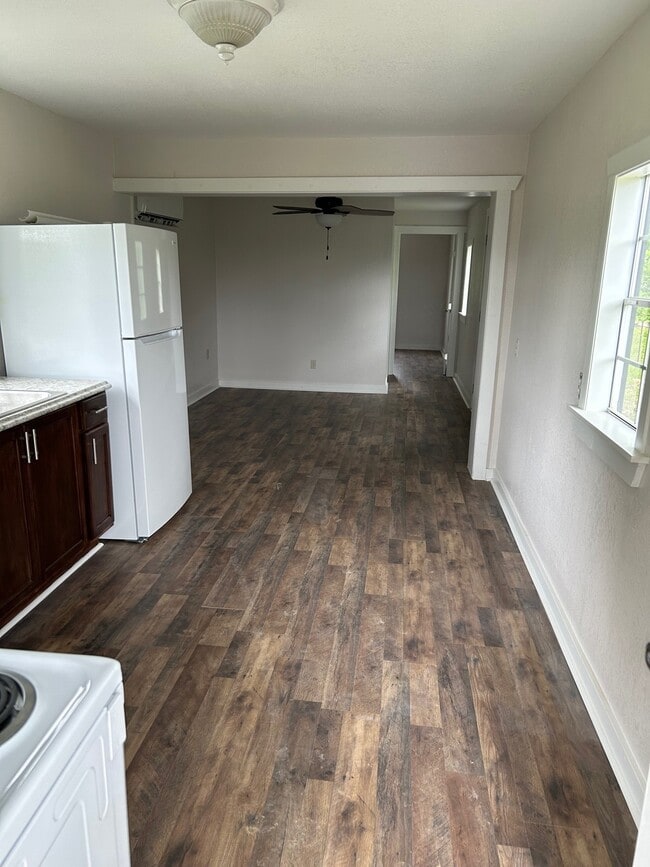 Photo - 619 County Rd 6053