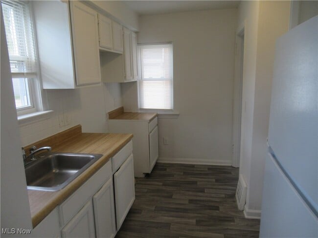 Photo - 39 Eldred Ave