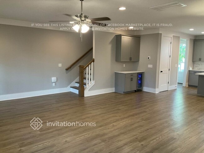 Photo - 253 Founders Ln