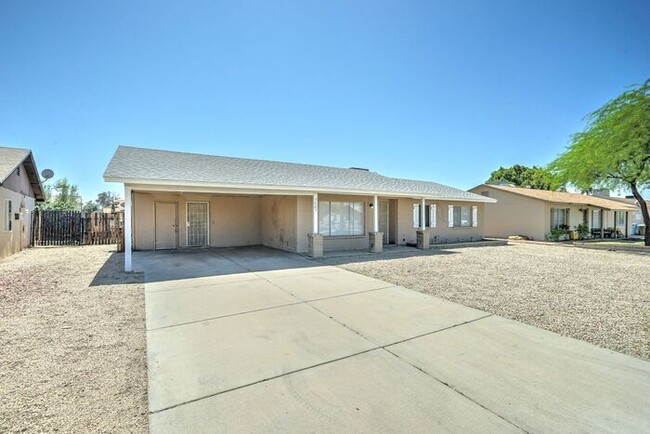 READY TO VIEW NOW! Charming 3-Bed, 2-Bath ... - READY TO VIEW NOW! Charming 3-Bed, 2-Bath ... Casa