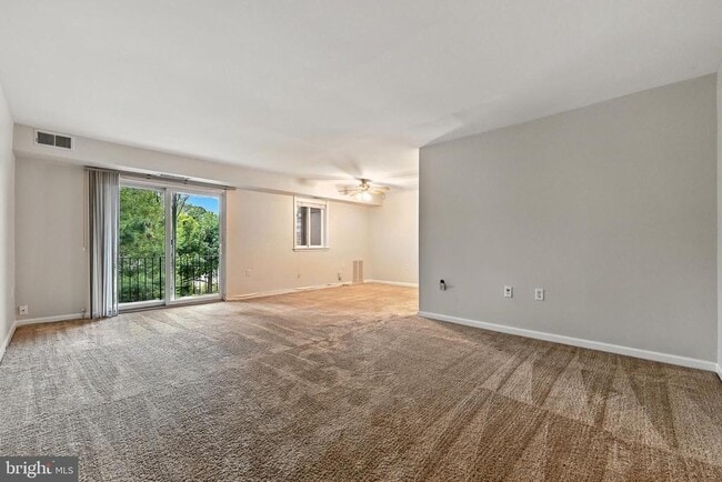 Photo - 206 Victor Pkwy Unit 206F