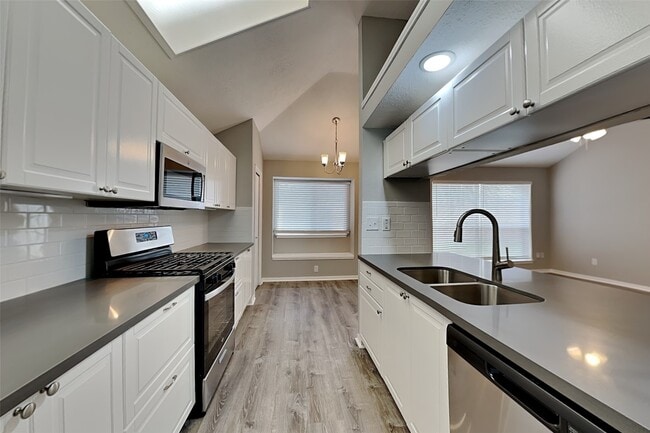 Photo - 17326 Masonridge Dr