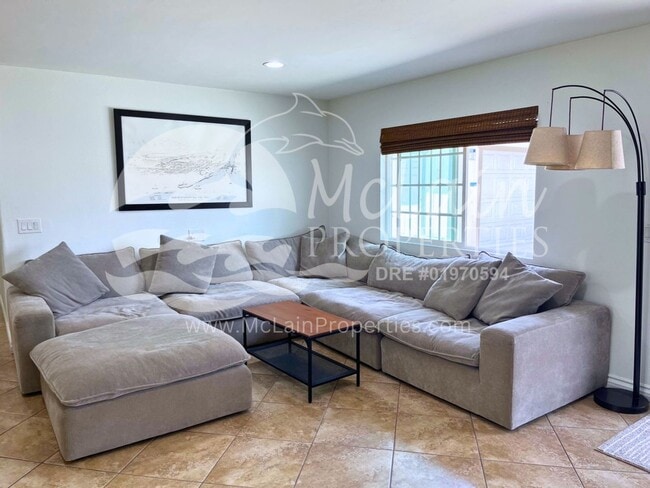 Photo - Modern Single Family Home - With In-Law Suite in Santee