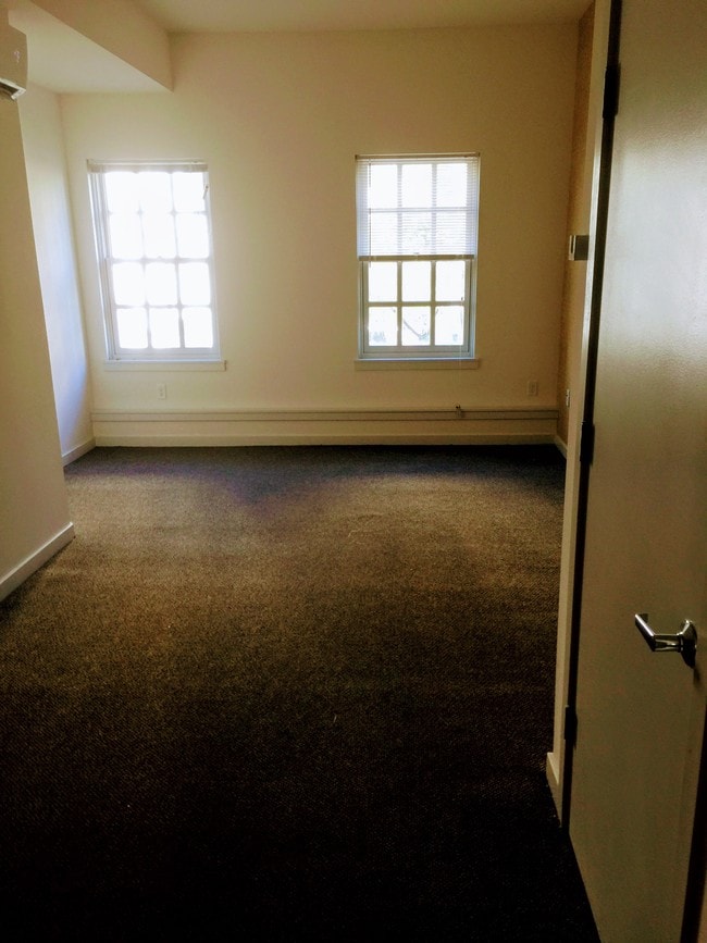 Building Photo - 603 N Market St Unit 302