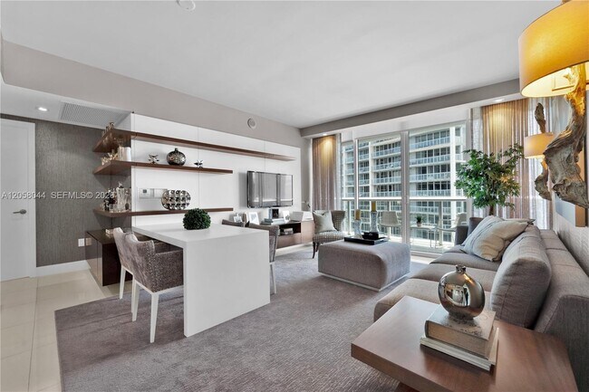 475 Brickell Ave Unit 5013