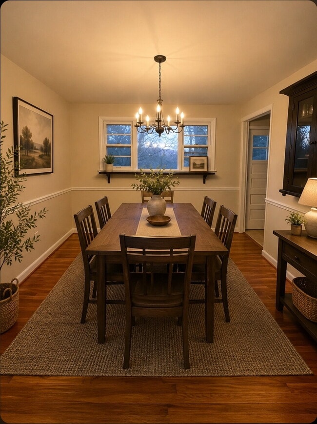 Photo - "Spacious 5-Bedroom Retreat with Cozy Fireplace in Fort Washington!"