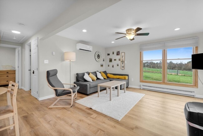 Photo - Fully Furnished Bright & Comfortable 1-Bedroom Cottage Available for Rent