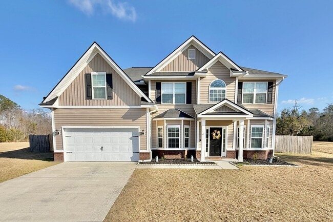 Building Photo - AVAILABLE NOW! (Small Pets Only)