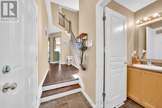 Photo - 175 Hornchurch Ln