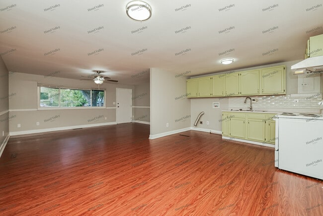 Photo - 4500 Henrich Dr