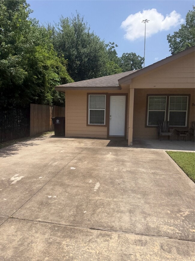 Photo - 5047 Nassau Rd