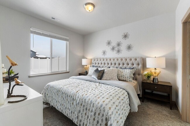 Building Photo - Maplewood Villas Rental