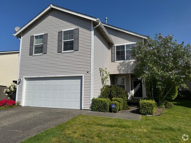 Building Photo - Beautiful 3 beds, 2.5 baths 6 minutes to V... Rental